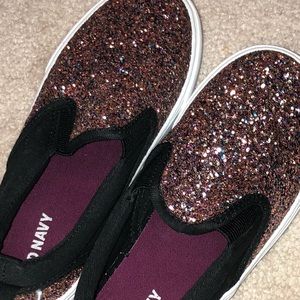 NWT old navy girls slides Sz. 13